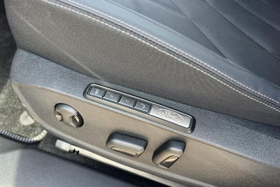 Ford Explorer Premium Extended Range