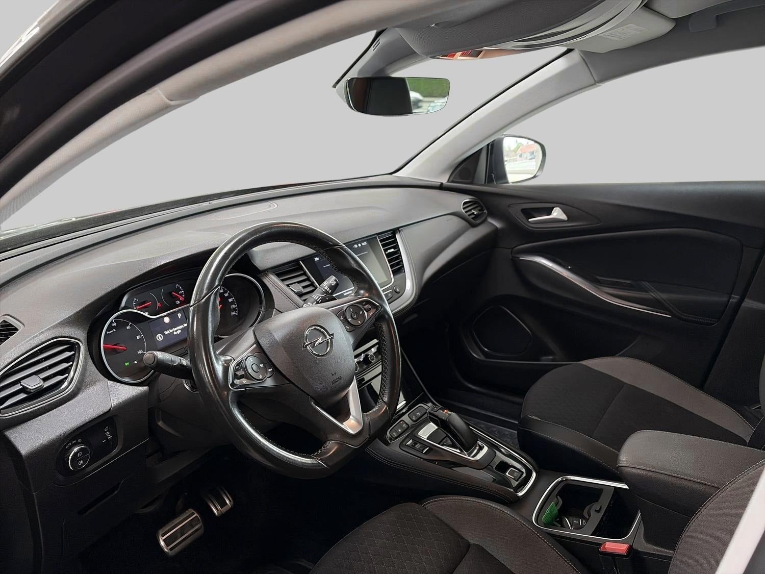 Billede af Opel Grandland X 1,6 Hybrid Ultimate aut.