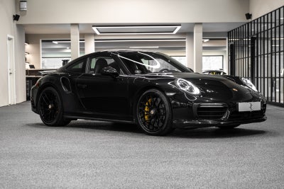 Porsche 911 Turbo S 3,8 Coupé PDK 2d
