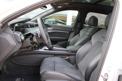 Audi e-tron S-line quattro