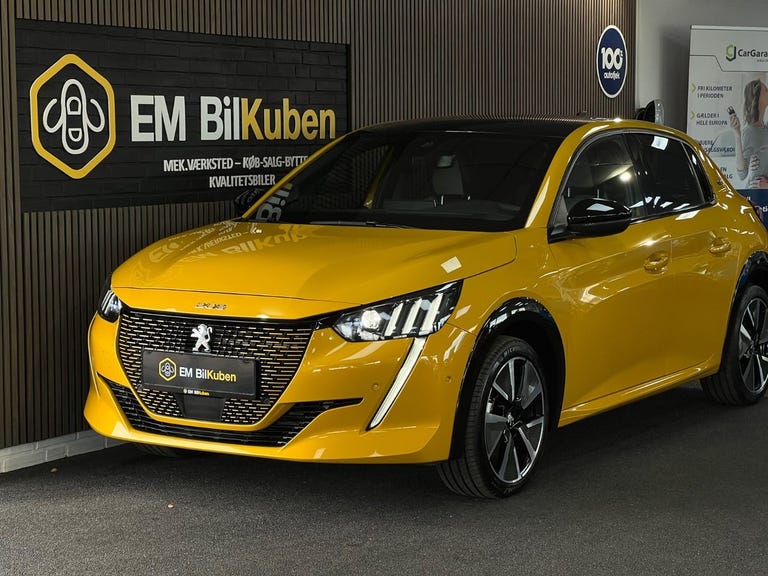 Peugeot e-208 GT