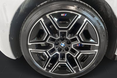 BMW iX xDrive45 M-Sport