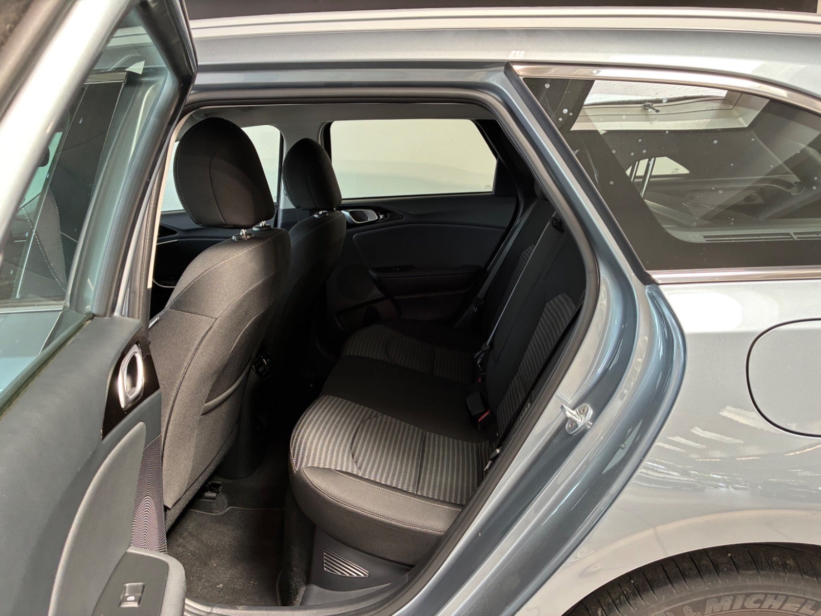 Kia Ceed PHEV Prestige SW DCT