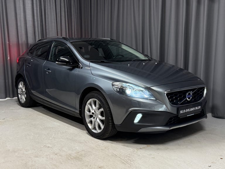 Volvo V40 CC D3 150 Momentum