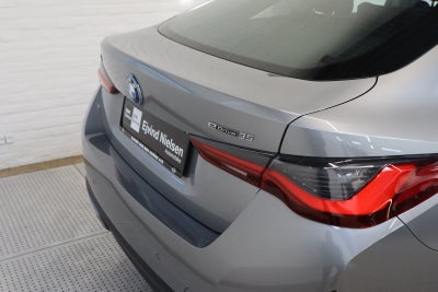 BMW i4 eDrive35 Charged