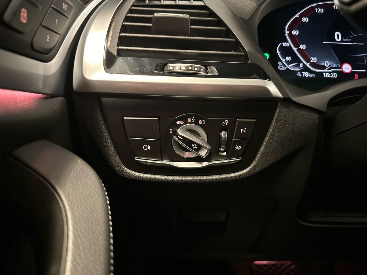 BMW iX3 Charged Plus billede 20