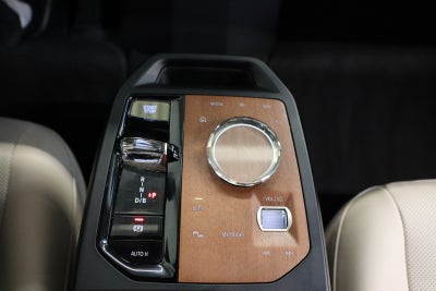 BMW iX xDrive40 Fully Charged Sport