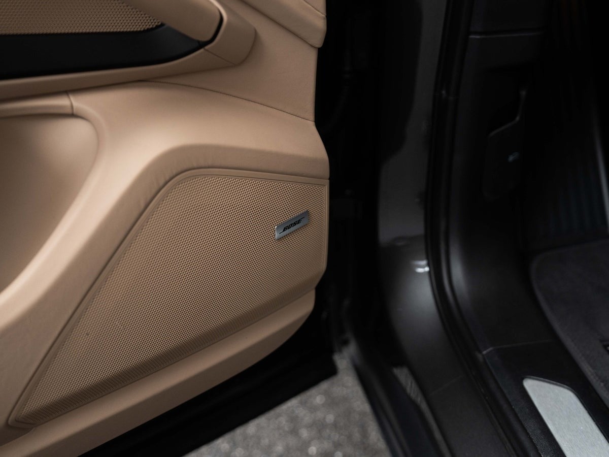 Gallery image 10 of 18