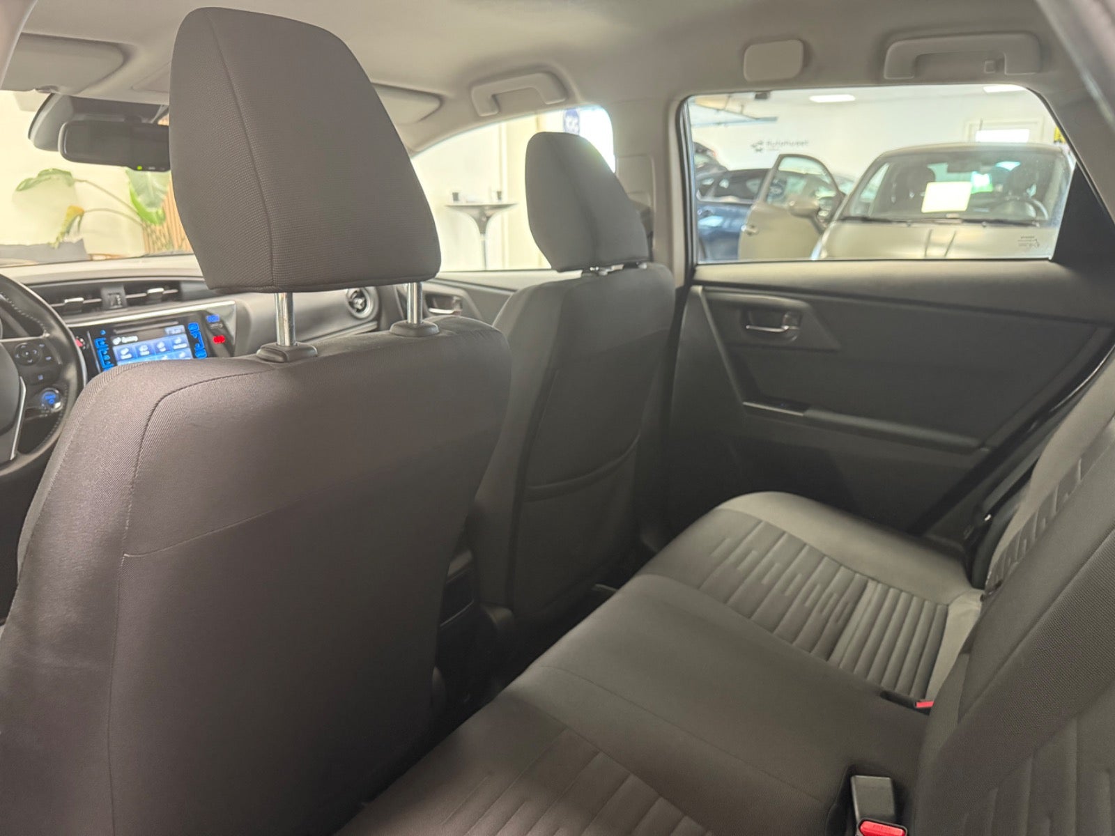 Billede af Toyota Auris 1,8 Hybrid H2 Comfort Touring Sports CVT