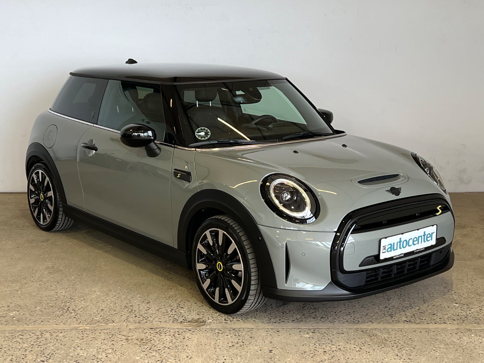 MINI Cooper SE Yours Trim
