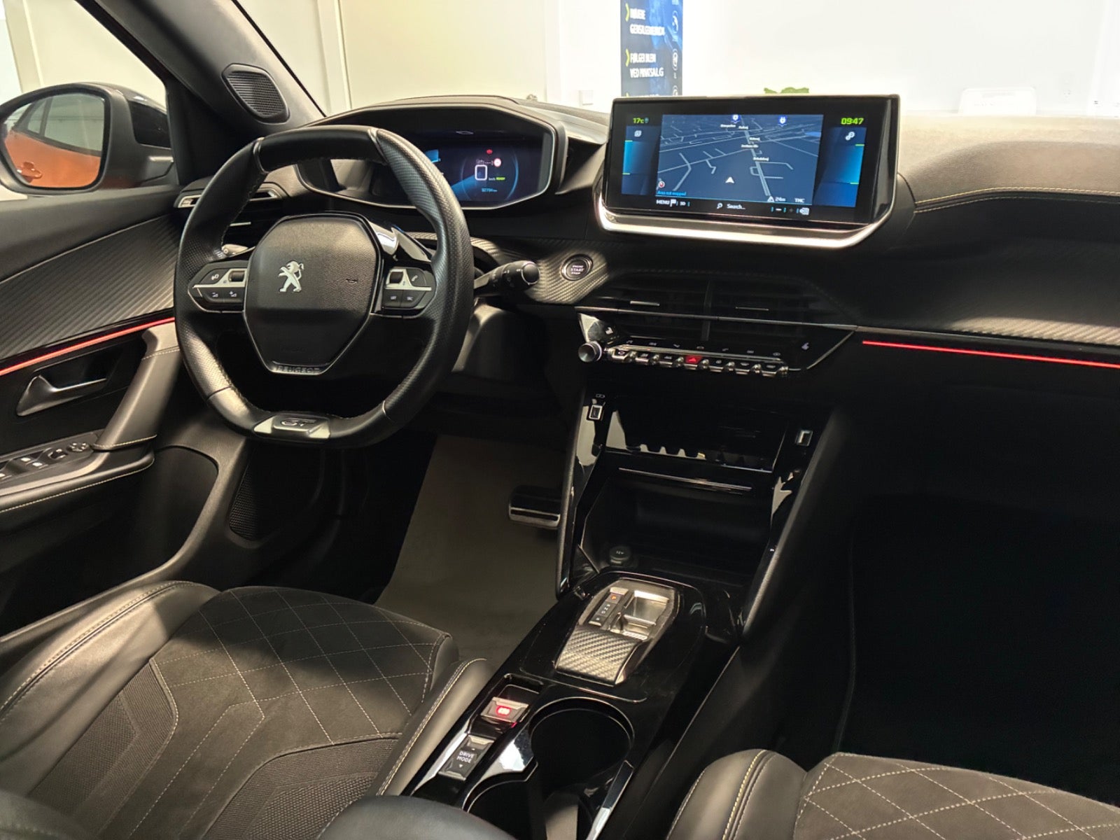 Billede af Peugeot e-2008 50 GT Sky