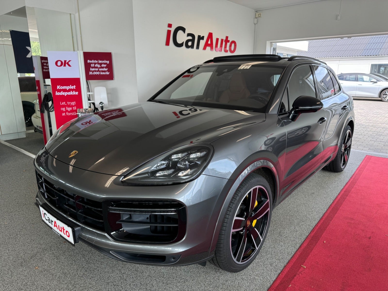 Porsche Cayenne Turbo 2019