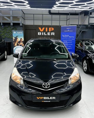 Toyota Yaris 1,0 VVT-i T2 Touch Benzin modelår 2012 km 119000 Sort ABS airbag, FLOT VELKØRENDE TOYOT