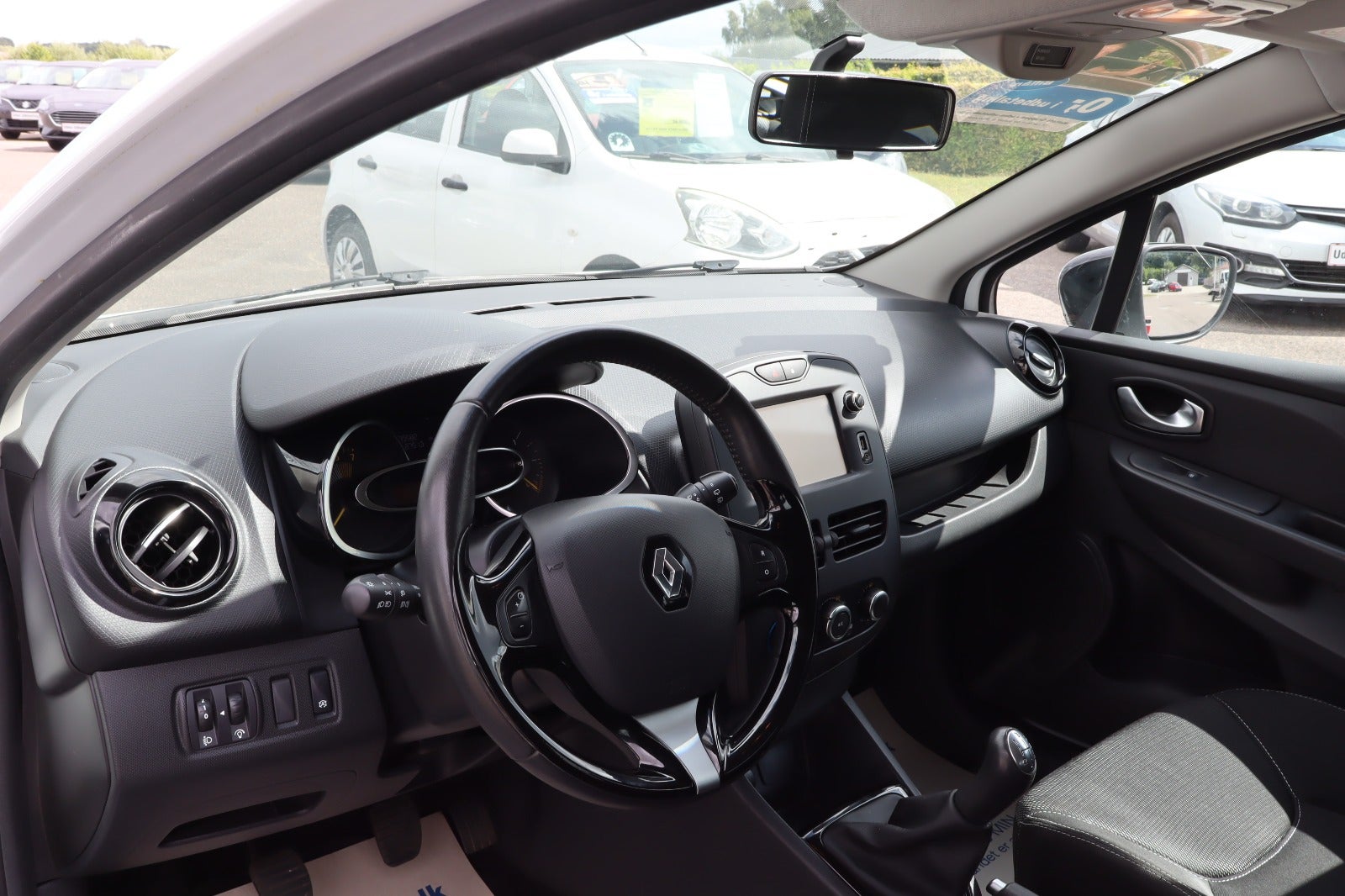 Billede af Renault Clio IV 0,9 TCe 90 Dynamique Sport Tourer