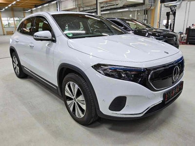 Mercedes EQA250+