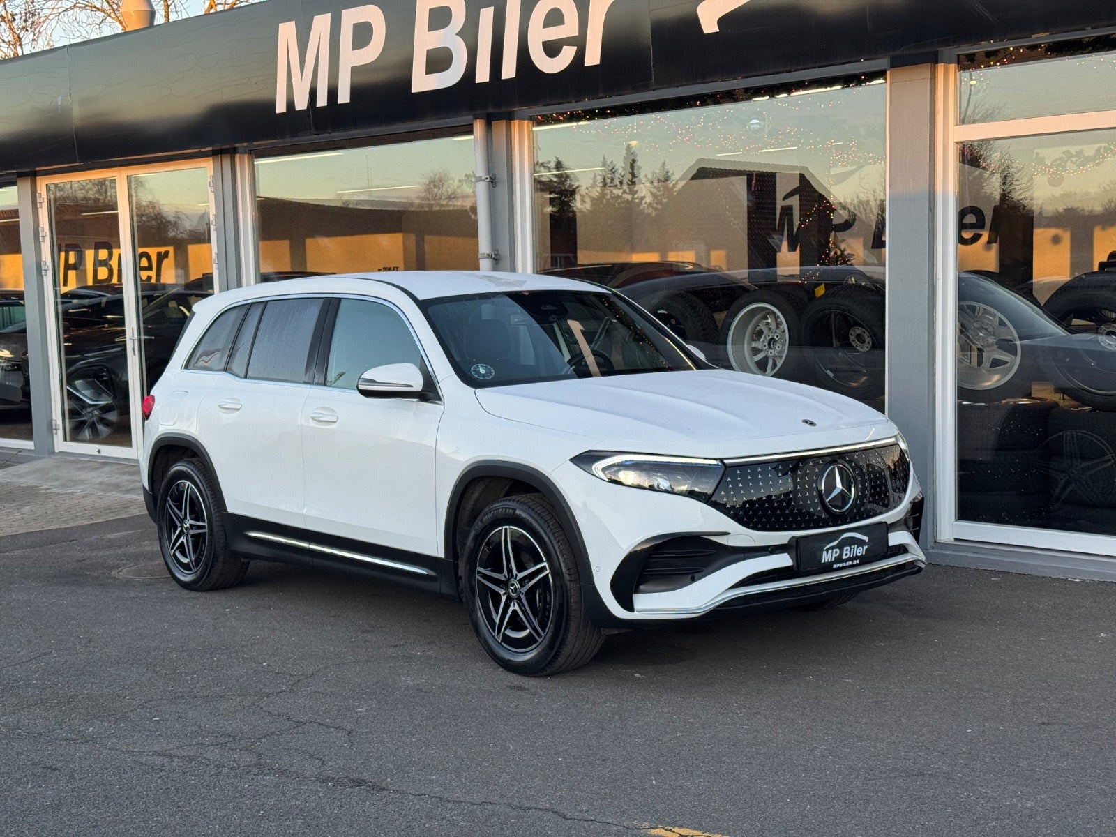 Billede af Mercedes EQB250+ AMG Line