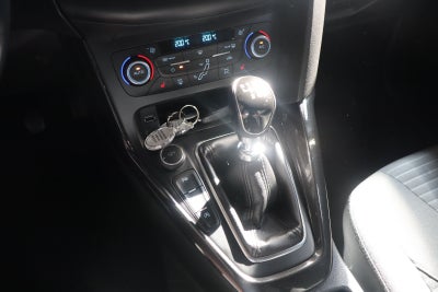 Ford Focus SCTi 125 Titanium stc.