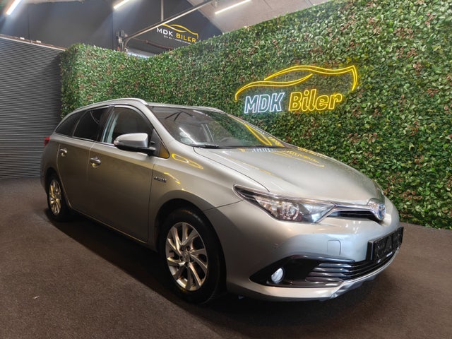 Toyota Auris 1,8 Hybrid H2 Comfort Touring Sports CVT