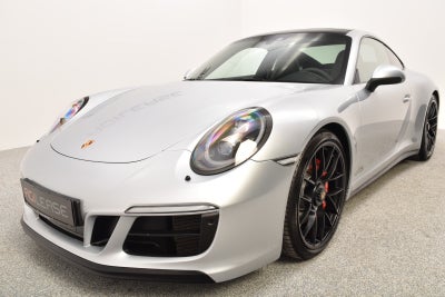 Porsche 911 Carrera 4 GTS Coupé PDK