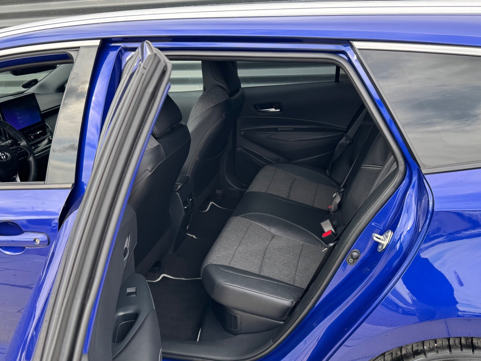 Billede af Toyota Corolla 1,8 Hybrid Style Touring Sports e-CVT