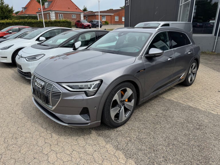 Audi e-tron S-line quattro