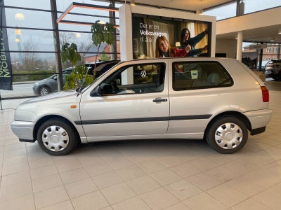 VW Golf III 1,8 CL 5d