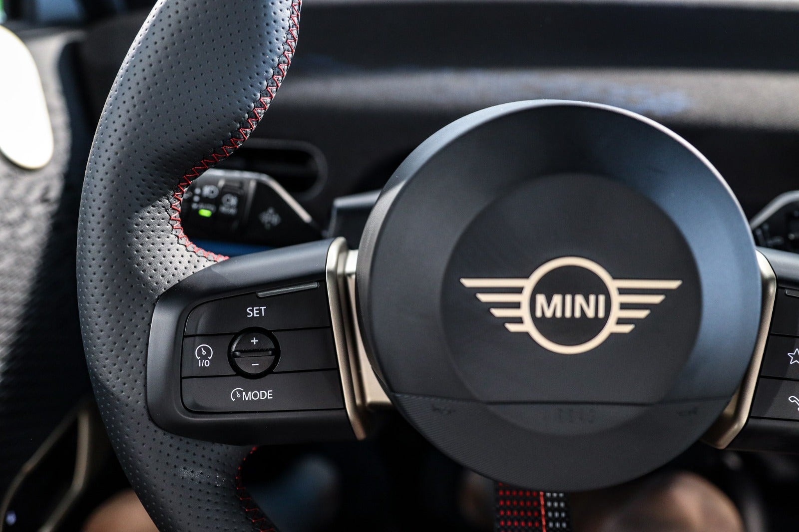 Billede af MINI Cooper SE  JCW Trim XL