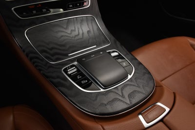 Mercedes E300 de AMG Line Night Edition stc. aut.