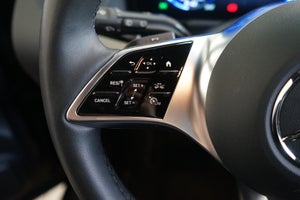 Mercedes EQA250+