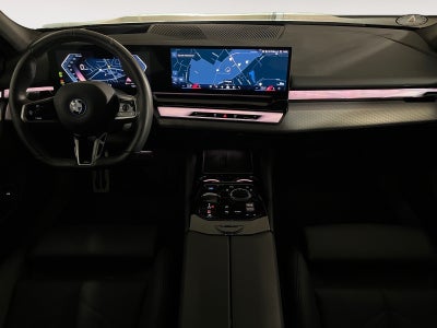 BMW i5 eDrive40 Fully Charged M-Sport