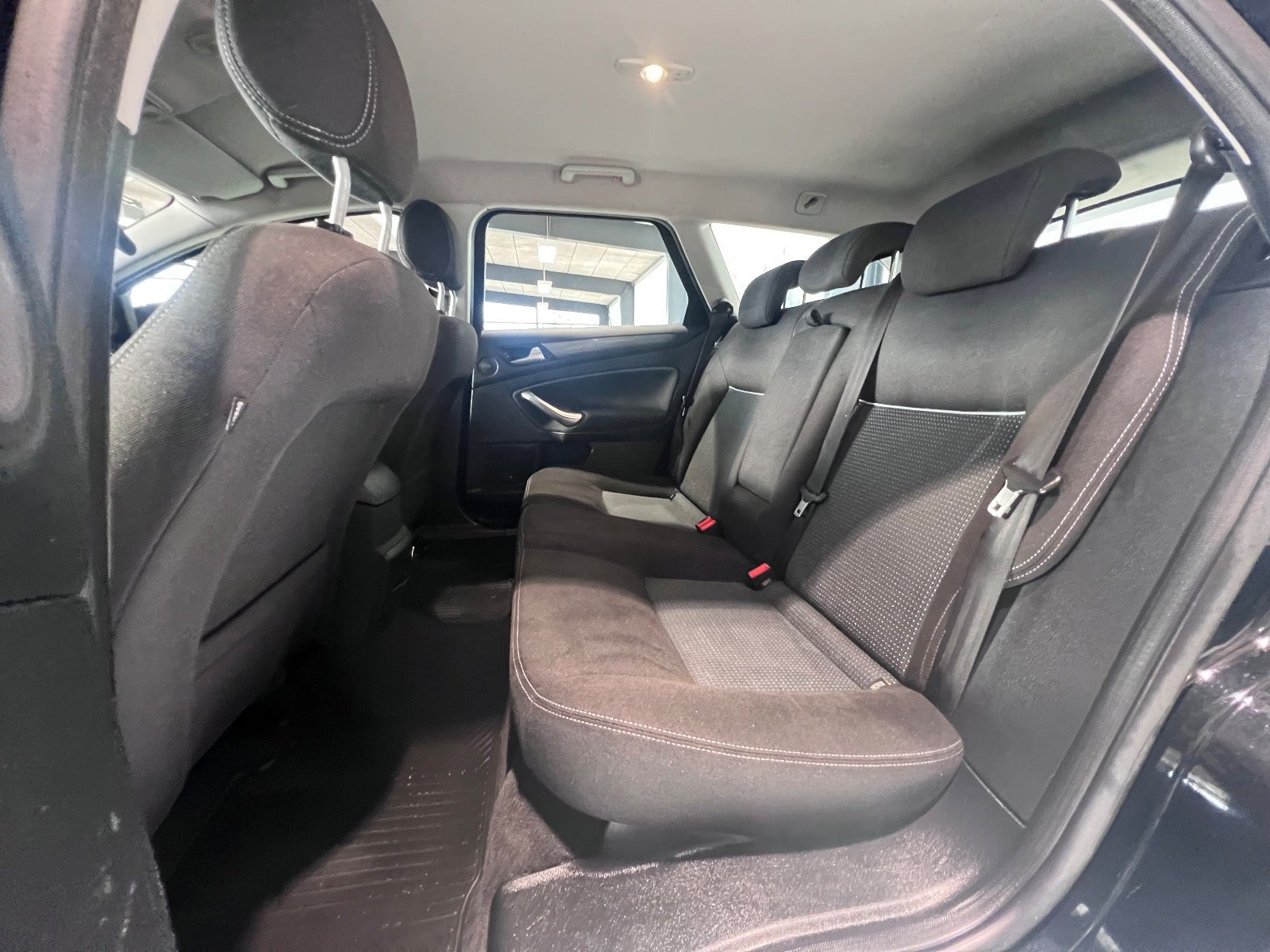 Billede af Ford Mondeo 2,0 TDCi 140 Collection stc.