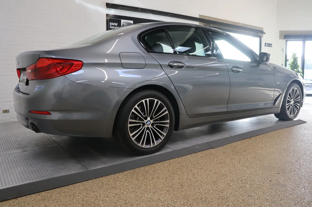 BMW 520d Sport Line aut.