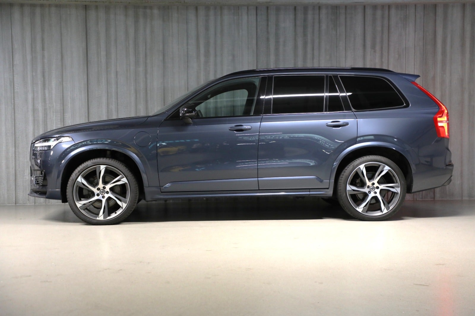 Volvo XC90 2,0 T8 ReCharge R-Design aut. AWD 7prs