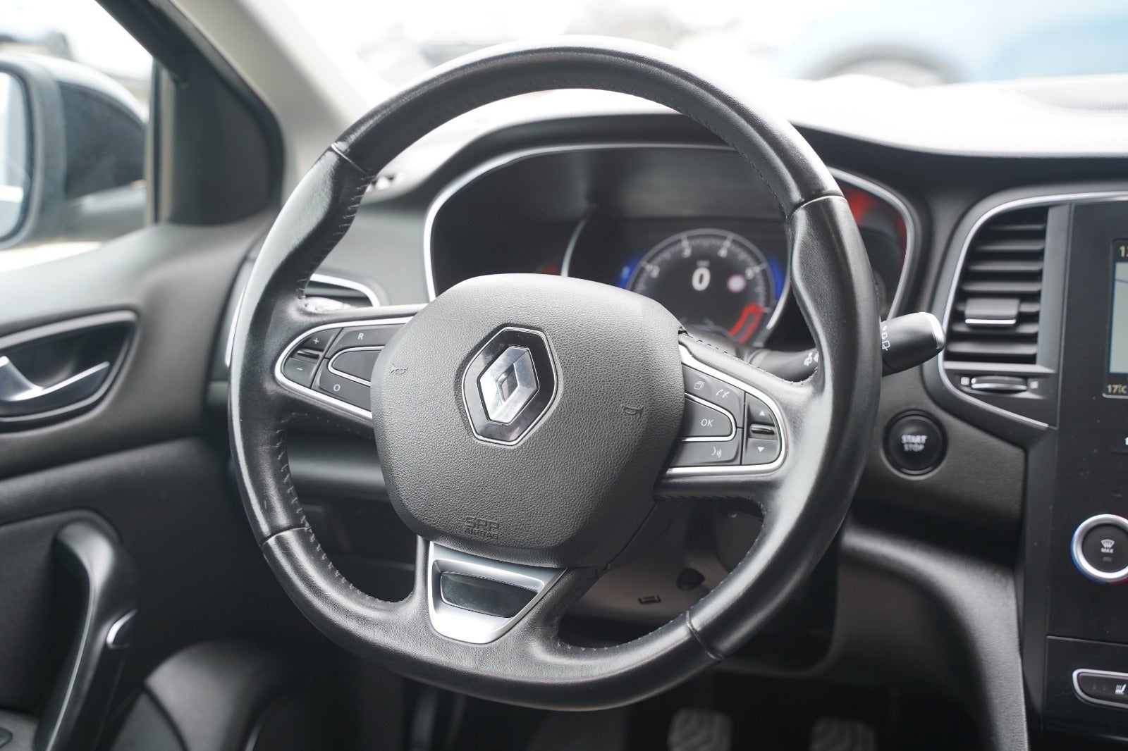 Billede af Renault Megane IV 1,2 TCe 130 Zen Sport Tourer