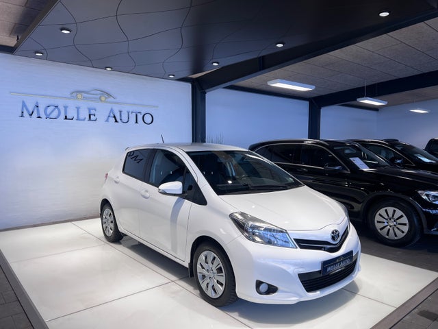 Toyota Yaris 1,4 D-4D T2 Van