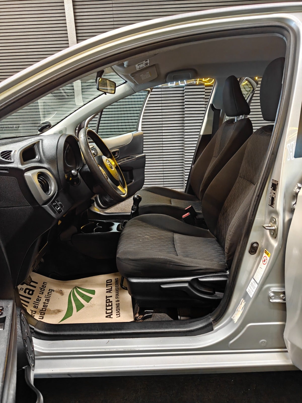 Billede af Toyota Yaris 1,0 VVT-i T1