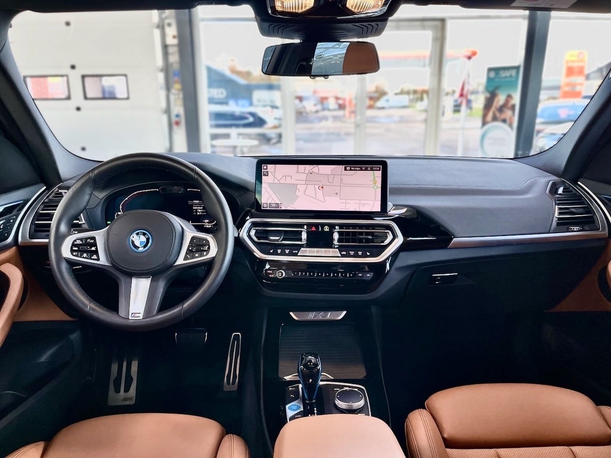 BMW iX3 2022