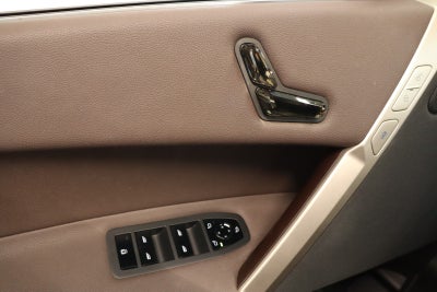 BMW iX xDrive40 Fully Charged