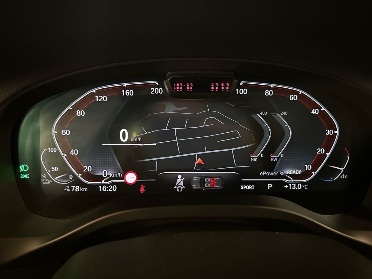 BMW iX3 Charged Plus billede 14