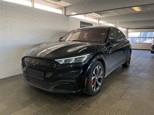 Ford Mustang Mach-E Extended Range AWD