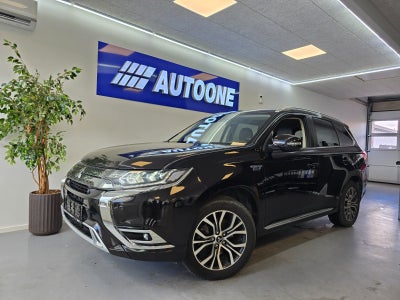 Mitsubishi Outlander 2,4 PHEV Intro Edition CVT 4WD