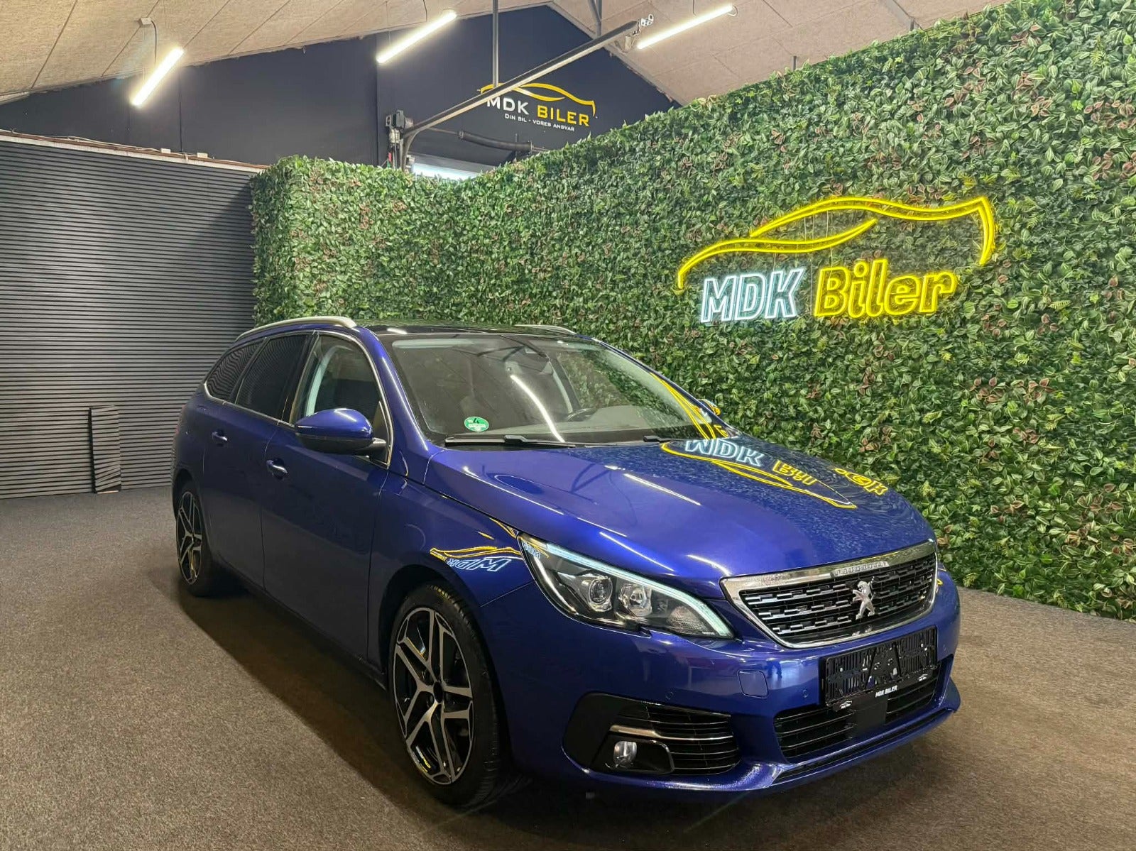 Billede af Peugeot 308 1,2 e-THP 130 Allure SW EAT6