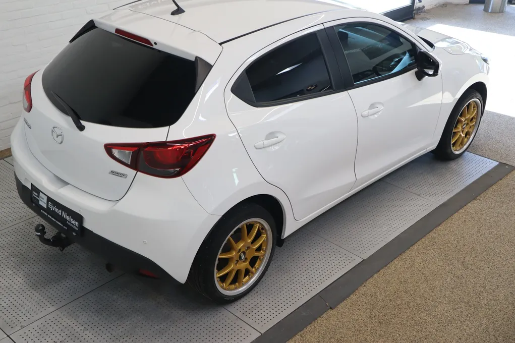 Mazda 2 SkyActiv-G 90 Niseko