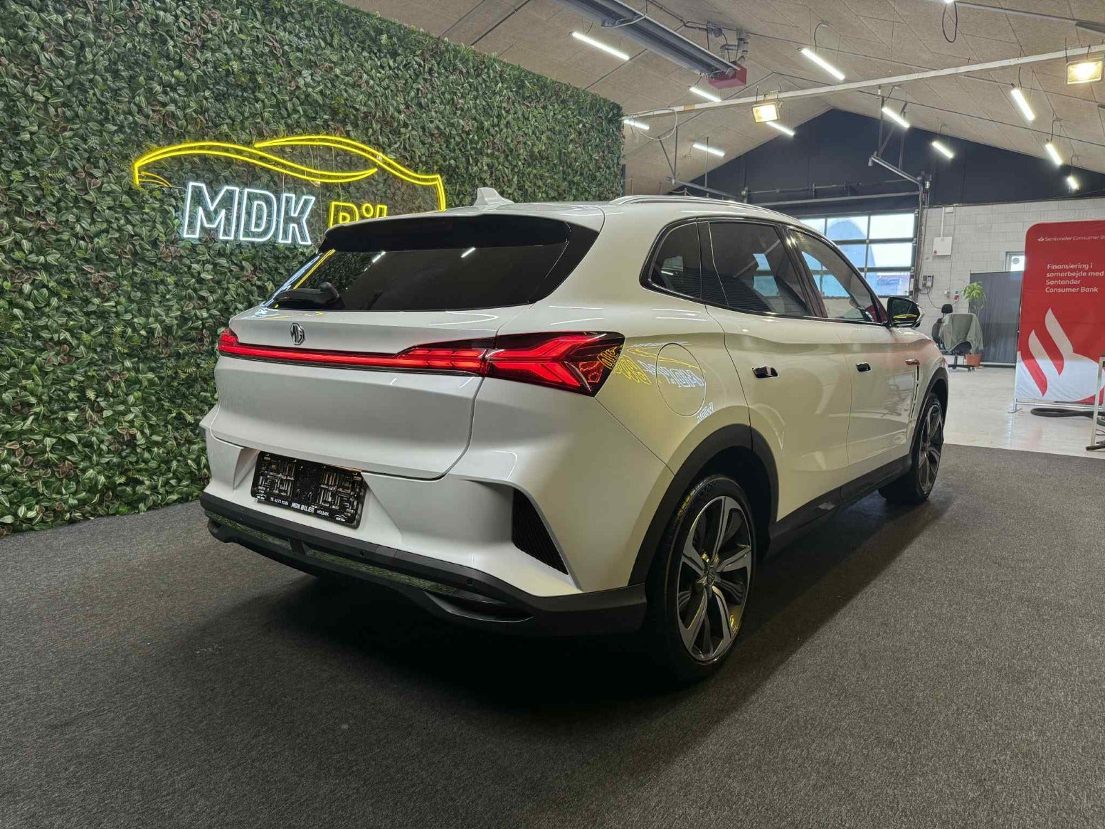 Billede af MG Marvel R Luxury