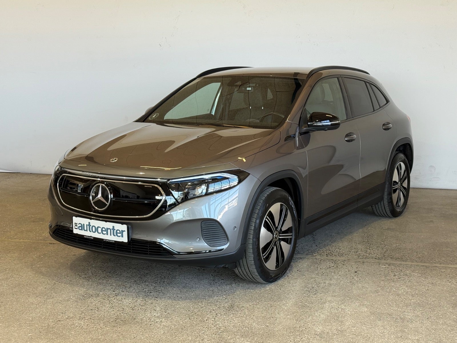 Mercedes EQA250 Electric Art