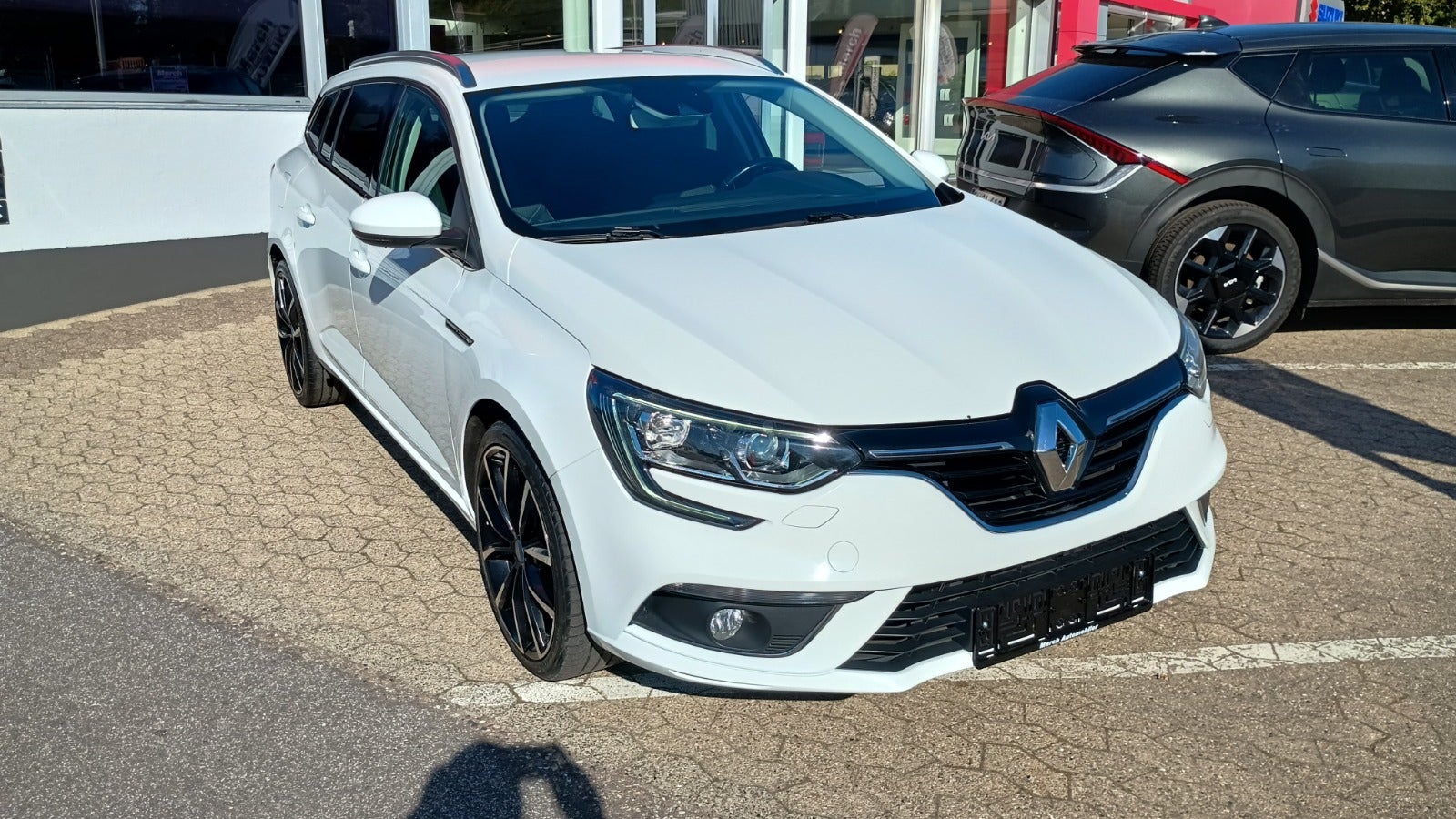 Billede af Renault Megane IV 1,2 TCe 100 Zen Sport Tourer