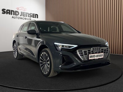Audi Q8 e-tron S-line quattro Van