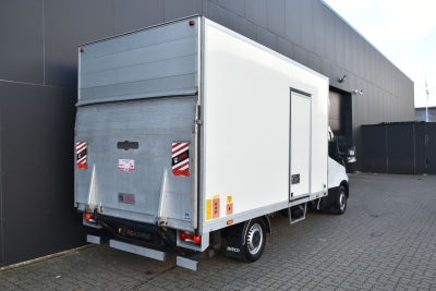 Iveco Daily 35S18 Alukasse m/lift AG8