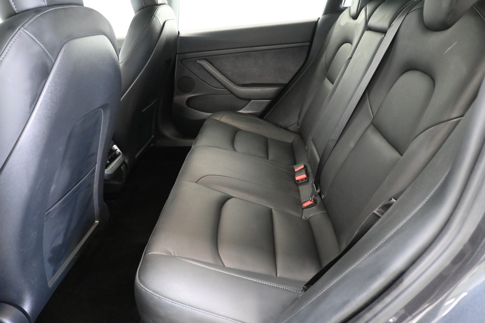 Tesla Model 3 Standard Range+ RWD