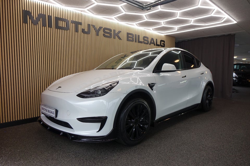 Tesla Model Y, Billede 1